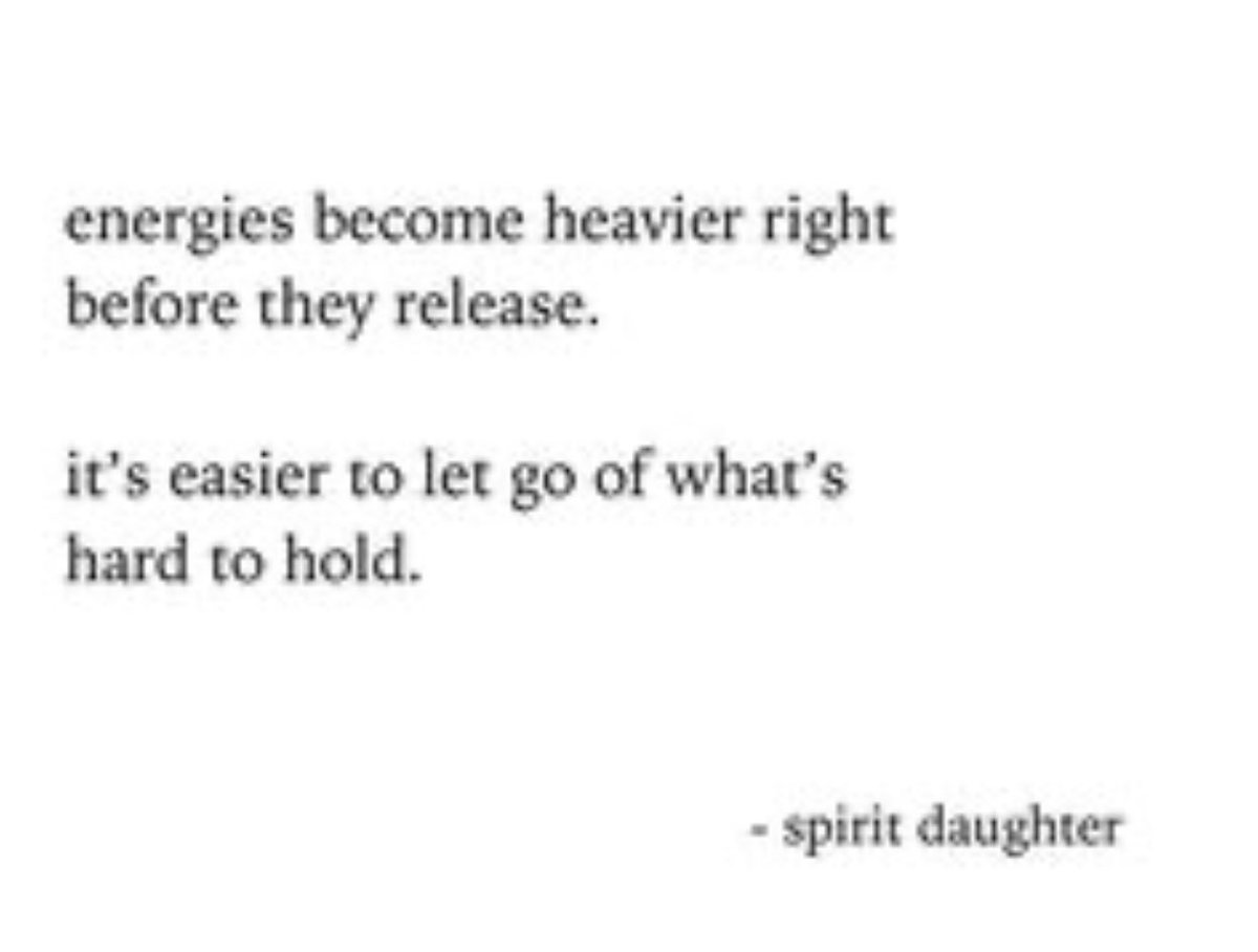 JodiLivon's tweet photo. Heavy energy. #lettinggo #spiritdaughter #Monday https://t.co/lZNJVVtSTZ