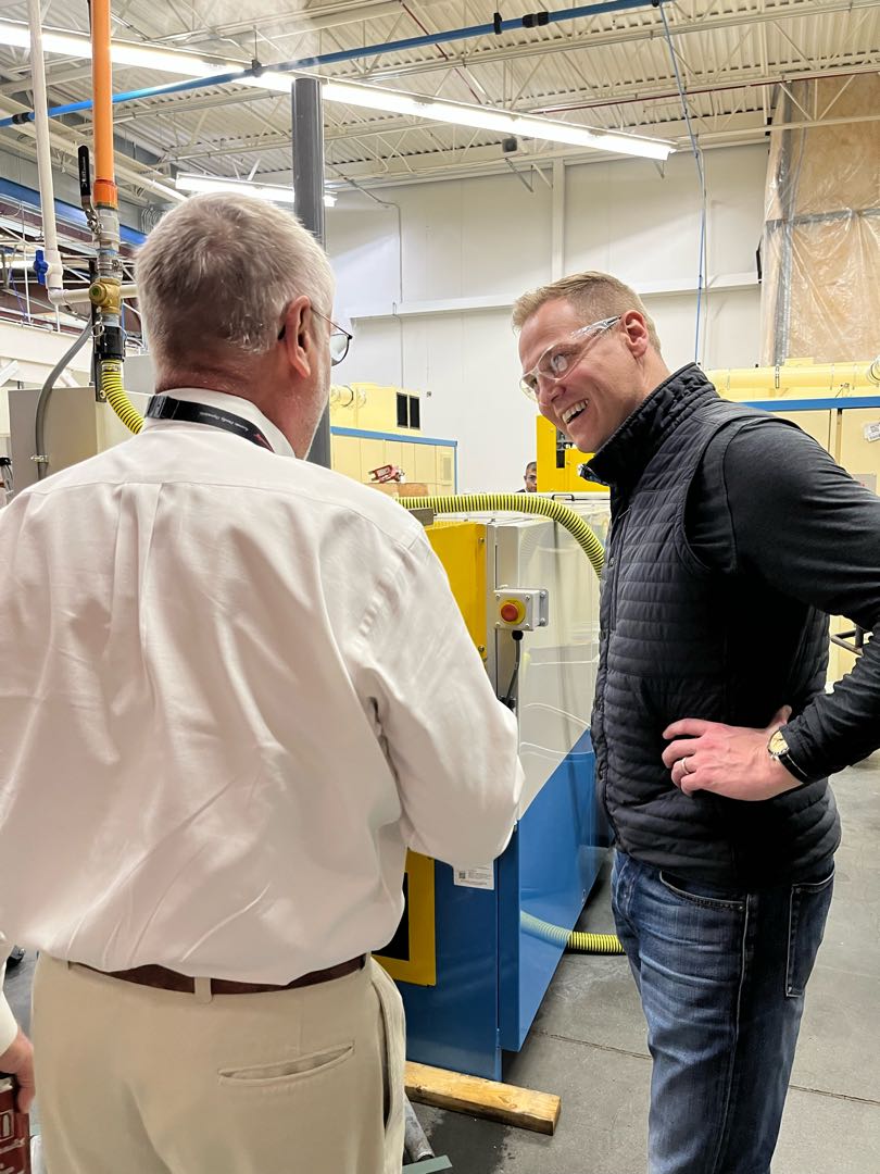 brettlindstrom's tweet photo. Dave Rippe and I had the opportunity to tour Hornady Manufacturing this morning. It was great to talk with them about their growing business and what makes Nebraska ammo the best! #LindstromCutsTaxes #2A #LindstromLockedAndLoaded https://t.co/iquYMG1TWH