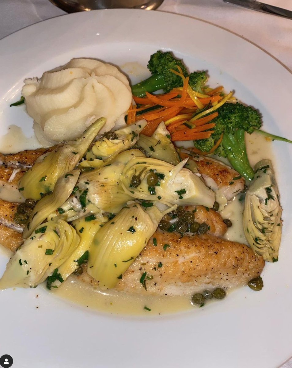 DommieGavone's tweet photo. Dover Sole with artichokes. @delucas_italian_nyc #foodporn #foodiegram #foodphotography #foodie #silive #siadvance #newyorkcity #foodblogger #foodblog #foodpic #foodpics #foodprep #foodart #foodshare #foodheaven #foodlovers #foodphoto https://t.co/hWbGgcYxg5