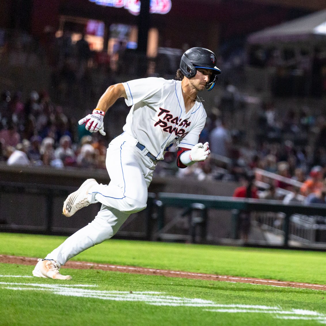 trashpandas's tweet photo. ๐ช ๐๐๐๐๐ + ๐๐๐๐๐ฟ โก๏ธ
The #BashPandas currently lead the Southern League in Home Runs AND Steals! https://t.co/ehKlaUFGUk
