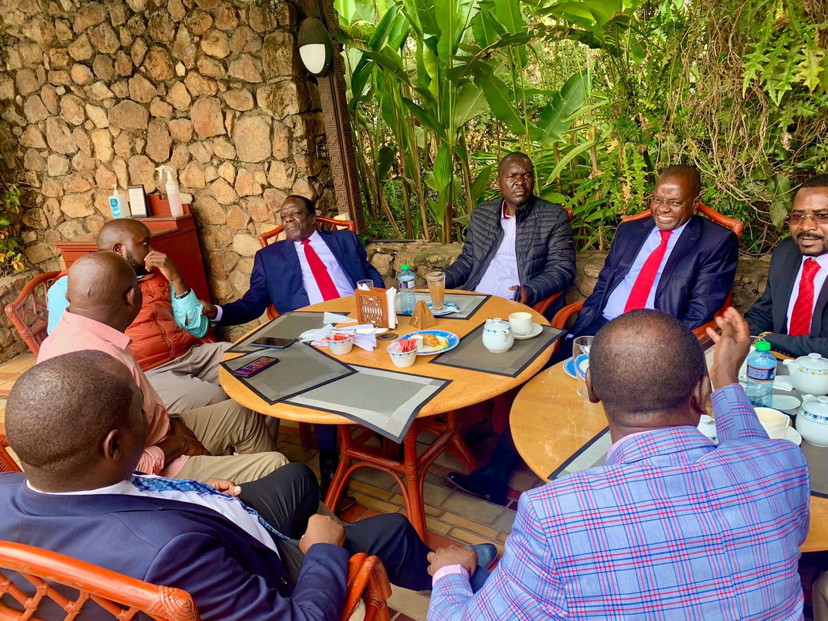 Senator037's tweet photo. Earlier today, in the company of @GovWOparanya , @JunetMohamed , @RaphaelTuju and a host of Western Kenya #AzimioLaUmoja party MPs, we met The5th Rt. Hon. @RailaOdinga to strategize on how best to strengthen our party’s presence in the region. More to follow.
#Aina037
#County037 https://t.co/LpbKApLkah