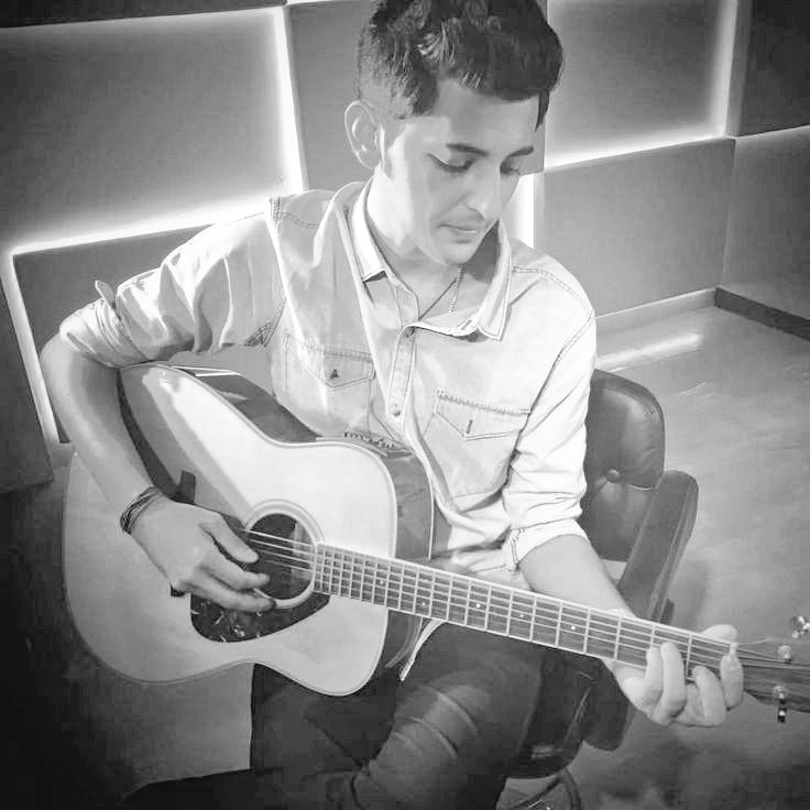 DzTrishna's tweet photo. good night darsh.
always thankful that i found you :)π @DarshanRavalDZ
15 MILLION STRONG BLUE FAMILY
#ForeverTogetherWithDR https://t.co/JOZVd7dGNm