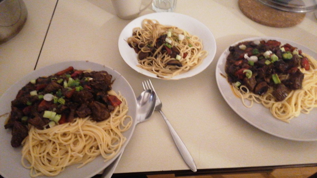 ShiroKitsune758's tweet photo. @sairusbb Yes come here, we have good food. https://t.co/sb5bBq8A0J