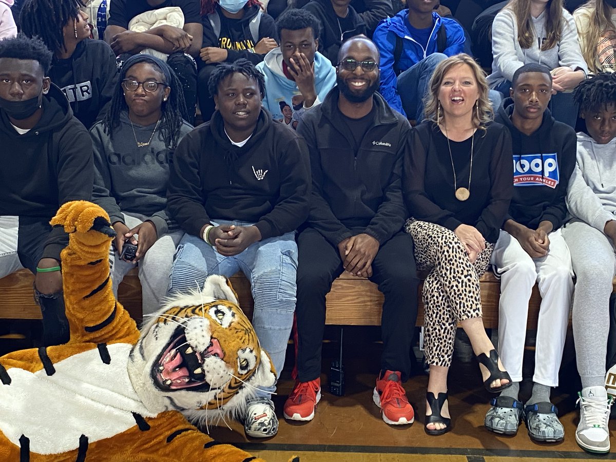 Tanya Turner tweet media