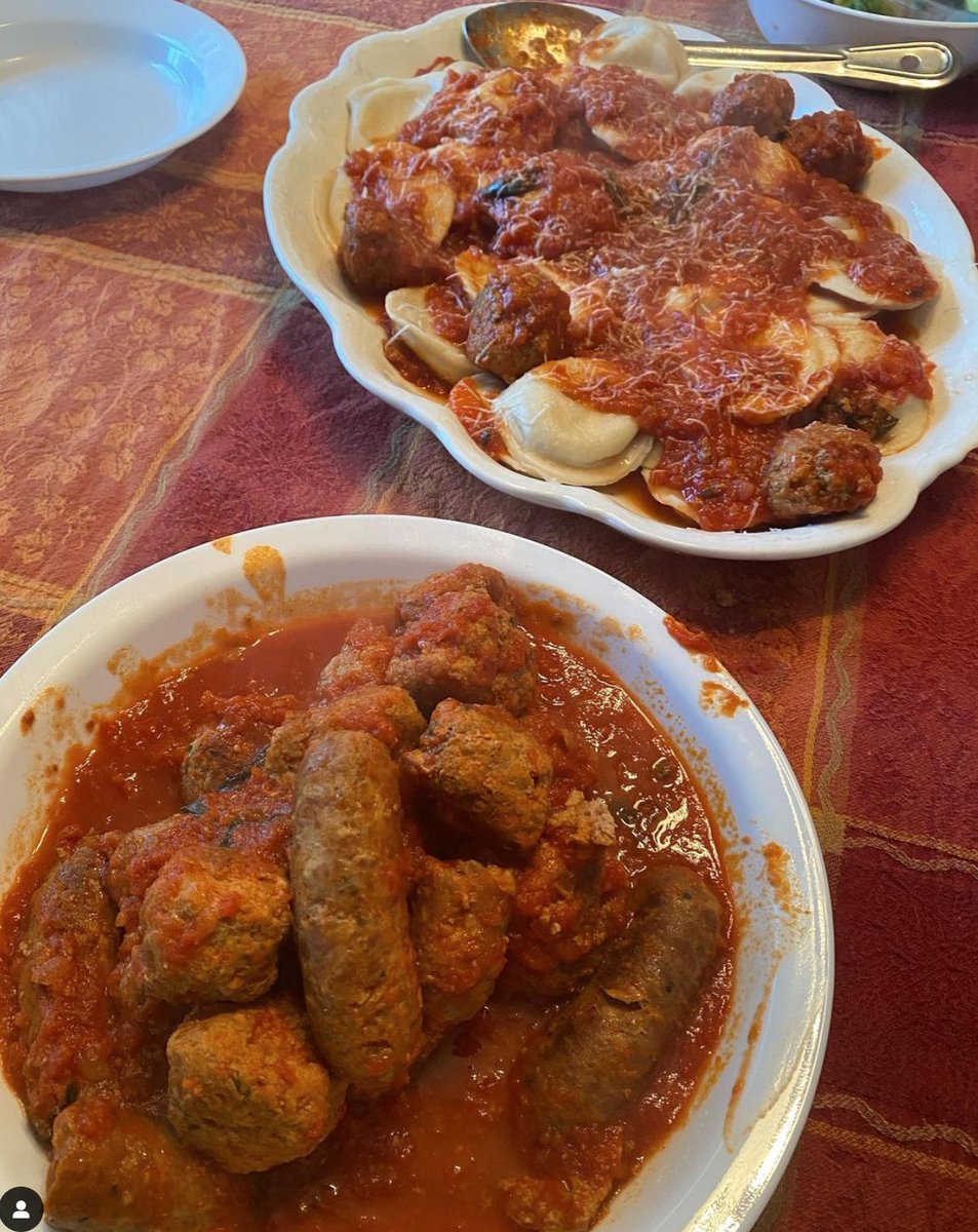 DommieGavone's tweet photo. Easter Sunday dinner. #foodporn #foodiegram #foodphotography #foodie #silive #siadvance #newyorkcity #foodblogger #foodblog #foodpic #foodpics #foodprep #foodart #foodshare #foodheaven #foodlovers #foodphoto #foodcoma https://t.co/Fzf5ZIpkKr