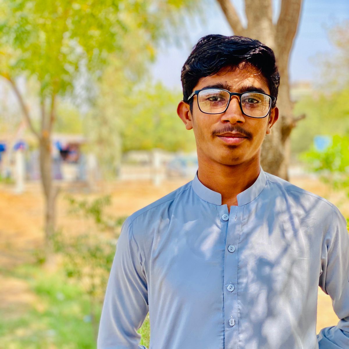raj_dasrat's tweet photo. #NewProfilePic
The greatest self is a peaceful smile, that always sees the world smiling back 😀 https://t.co/Ta6MNkNJtk