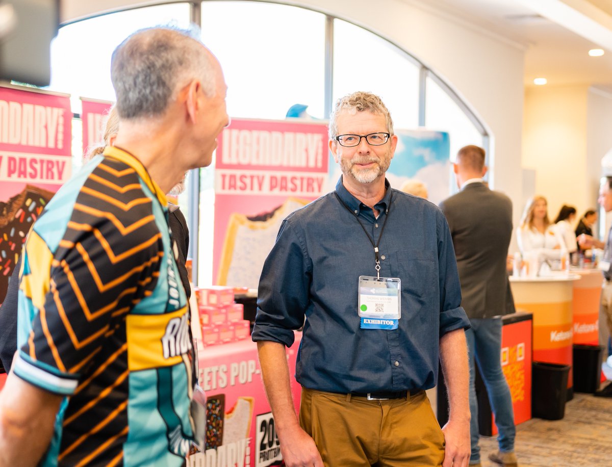 SBNutrients's tweet photo. We just wrapped up a wonderful weekend at the Metabolic Health Summit in Santa Barbara, CA! 

During the summit, we were grateful to have Glenn Frommer stop by our booth! Glenn is a huge advocate for the Polycystic Kidney Disease (PKD) community.

#PKD #kidneyhealth #rideforpkd https://t.co/G4dhBZf9nj
