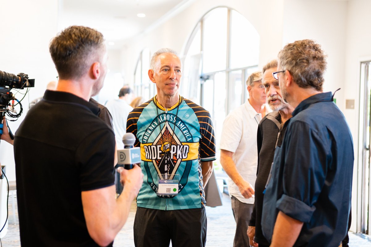 SBNutrients's tweet photo. We just wrapped up a wonderful weekend at the Metabolic Health Summit in Santa Barbara, CA! 

During the summit, we were grateful to have Glenn Frommer stop by our booth! Glenn is a huge advocate for the Polycystic Kidney Disease (PKD) community.

#PKD #kidneyhealth #rideforpkd https://t.co/G4dhBZf9nj