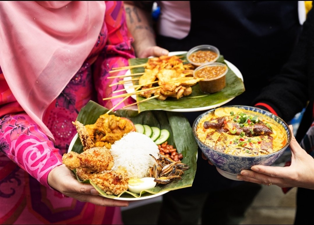 Pau_Pau_Food's tweet photo. The countdown begins for Taste of Malaysia launch event this Saturday at 1.30pm @asiamarketie Drury street branch.Chef @marcus.olaoire &amp; Chef @sham__hanifa will be cooking up a storm with nasi goreng, kaya french toast and chicken rendang curry! Free tastings all day in store! https://t.co/DF7I0DV1fi