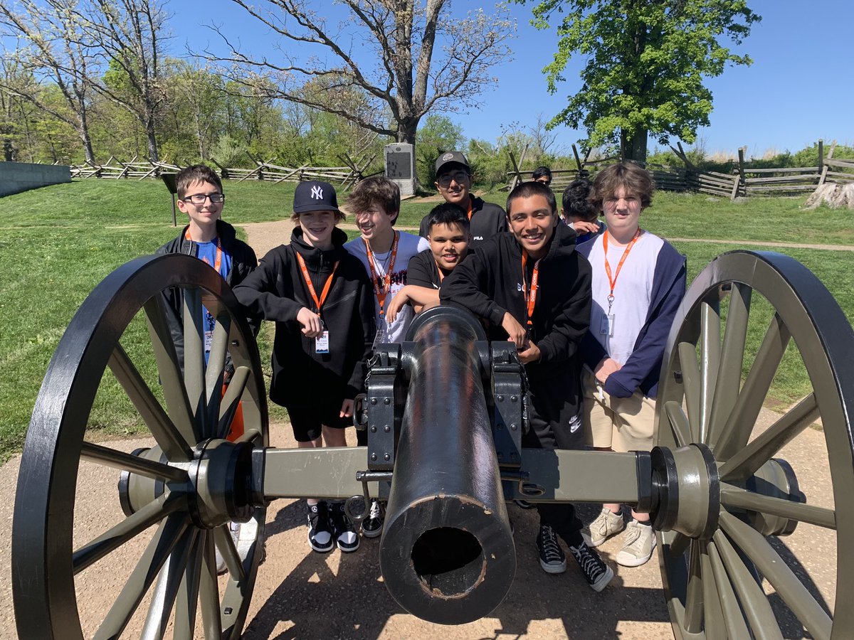 NickDErrico's tweet photo. #gettysburgh #oomsdc2022 #ooms #orangemiddle #bus5 https://t.co/JKL9Rwu3ky