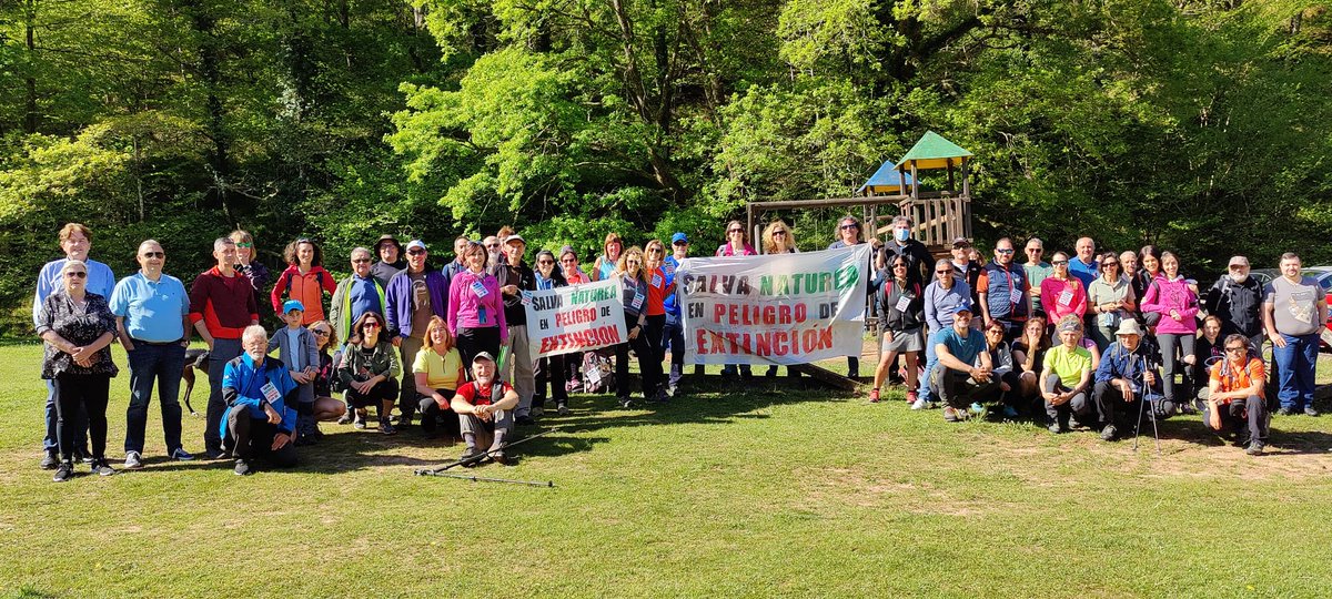 Como desde la consejería que corresponde, no se defiende lo que le toca... ¡concentración de usuarios de NATUREA!
Aquí algunas fotos y parte del manifiesto que se leyó en nuestra concentración de apoyo al proyecto. 👇
acortar.link/zserF3

#salvaNATUREA 💚 #Cantabria