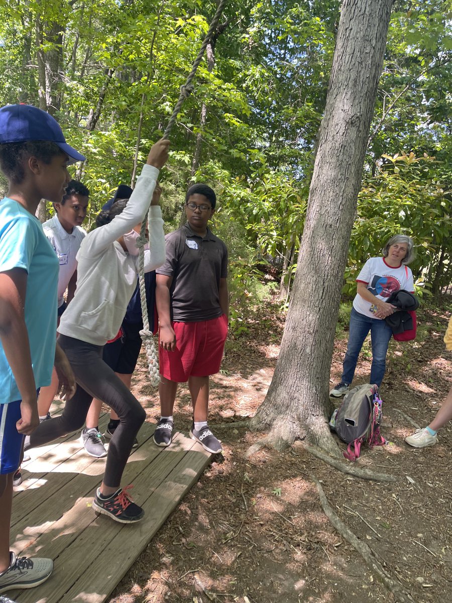 pdslmartin's tweet photo. Tarzan practice and wildlife ecology! #pdschargers https://t.co/fmZYME1lh1