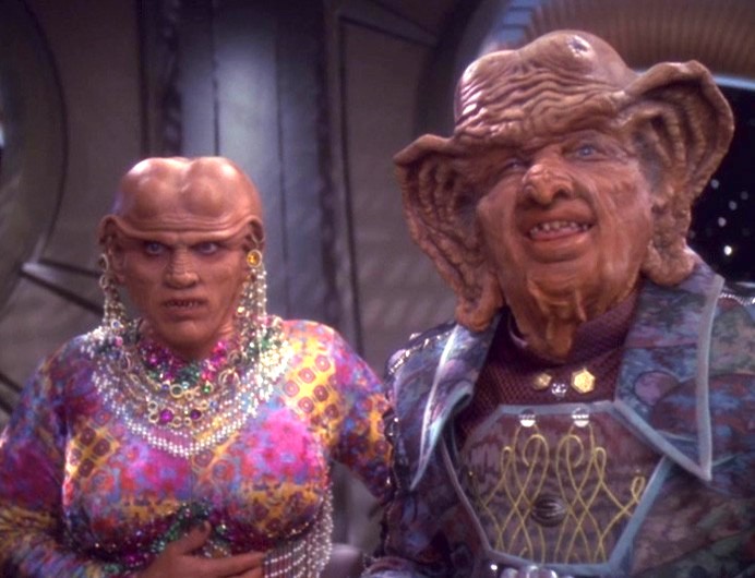 Remember that time that Quark became a female? And it was, well, kinda weird...
Let's talk about it!
At 6:30pm PT / 9:30pm ET
Special guest: <a href="/ChaseMasterson/">Chase Masterson 😳</a>!!! 
Jon the live chat: youtu.be/vmZ3MgFaHMo