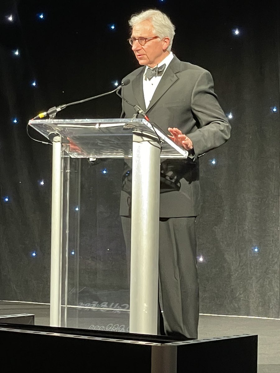 ocktalks's tweet photo. Thanks to everyone who attended Saturday’s  @JDRFGNE Gala at the @MarriottCopley. @KevinBoston25 &amp; I served as co-emcees (Kevin playing hurt with a fractured elbow😲)! 600 people attended &amp; helped raise $2 million for critical type 1 diabetes research! #boston25cares https://t.co/xgWS8jDMLe