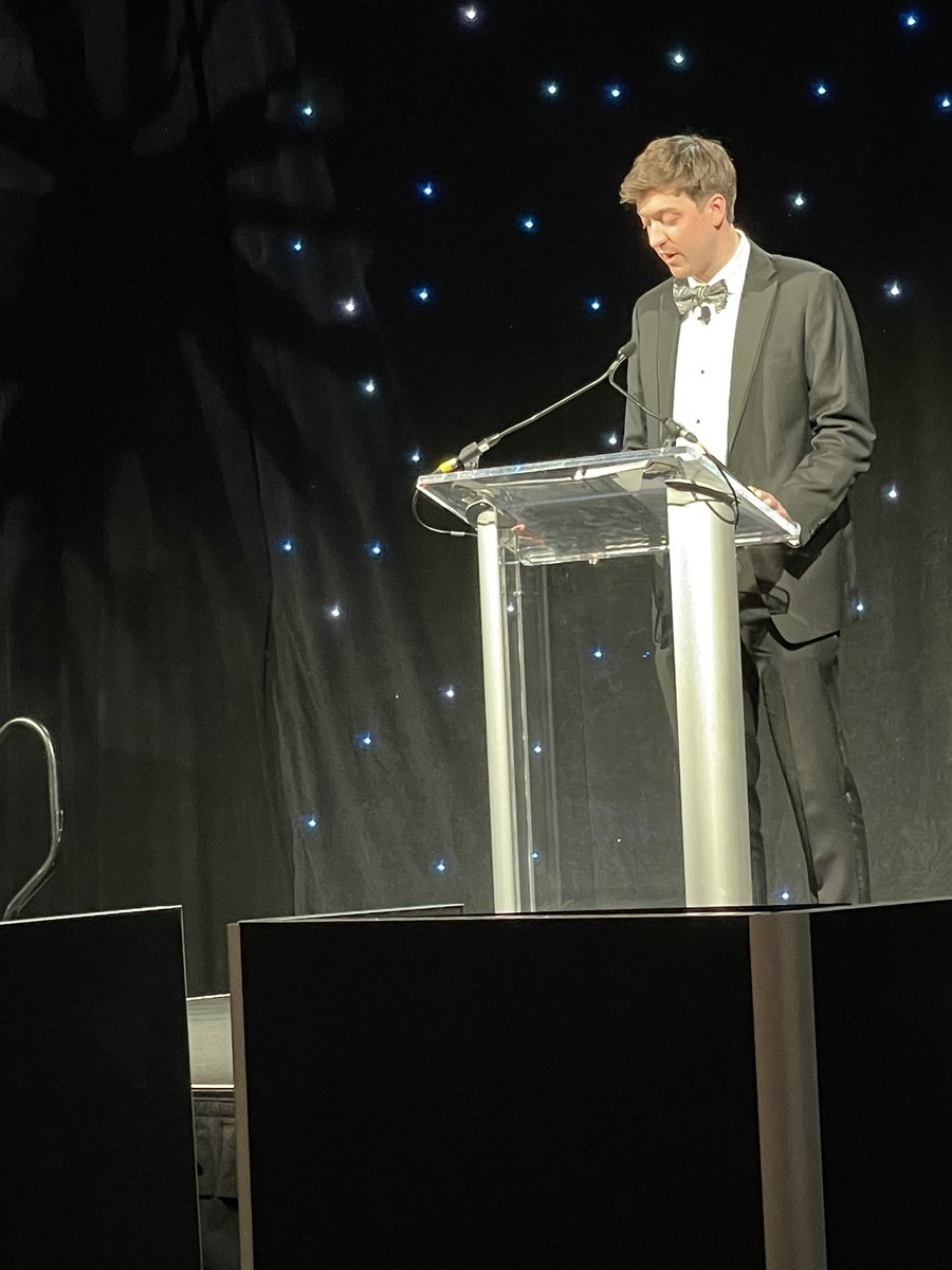 ocktalks's tweet photo. Thanks to everyone who attended Saturday’s  @JDRFGNE Gala at the @MarriottCopley. @KevinBoston25 &amp; I served as co-emcees (Kevin playing hurt with a fractured elbow😲)! 600 people attended &amp; helped raise $2 million for critical type 1 diabetes research! #boston25cares https://t.co/xgWS8jDMLe