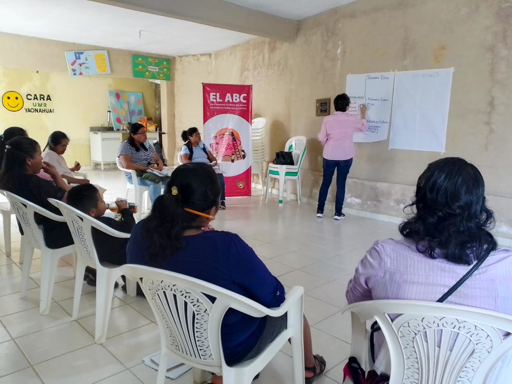 MISOCA_AC's tweet photo. Continuamos capacitando a las auxiliares de salud sobre el municipio de Yaonahuac, sobre la importancia del ahorro; en esta ocasión abordamos la relevancia de la autonomía económica en las mujeres. https://t.co/v6AFO4GlgN