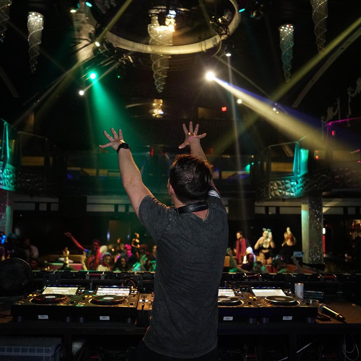 noneothervisual's tweet image. Domaine Vibes 💥 #noneothervisuals