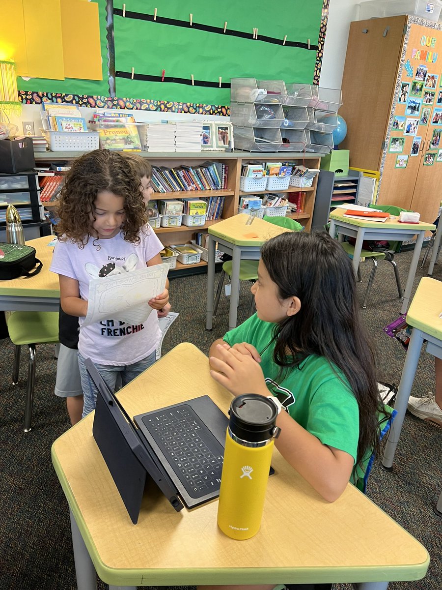 dragonfirsties's tweet photo. Today we wrote and delivered good luck letters to some of our fabulous fourth graders!! They’re going to rock the STAAR! 🤩🤩 @MagersJill @jpeterson1118 @WGESdragons https://t.co/EpgDb5XXfK
