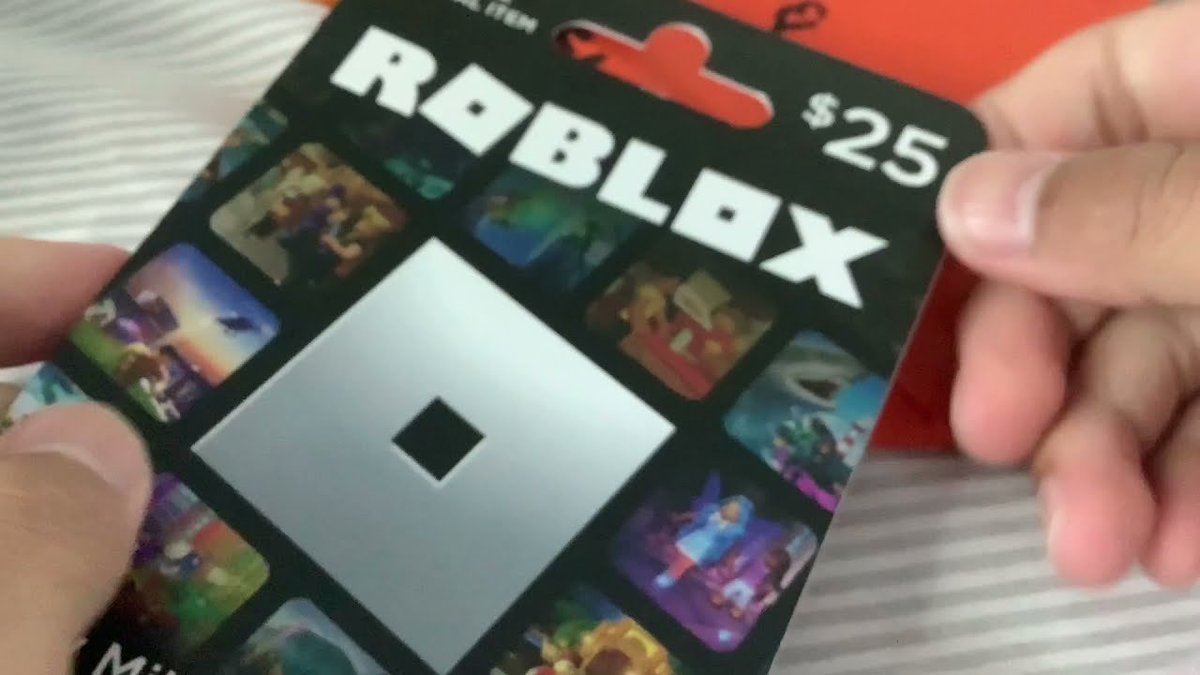 RT @MLTGaming2: Like this Tweet if you want a 5000$ Robux Card on Roblox https://t.co/m7moavfxbA