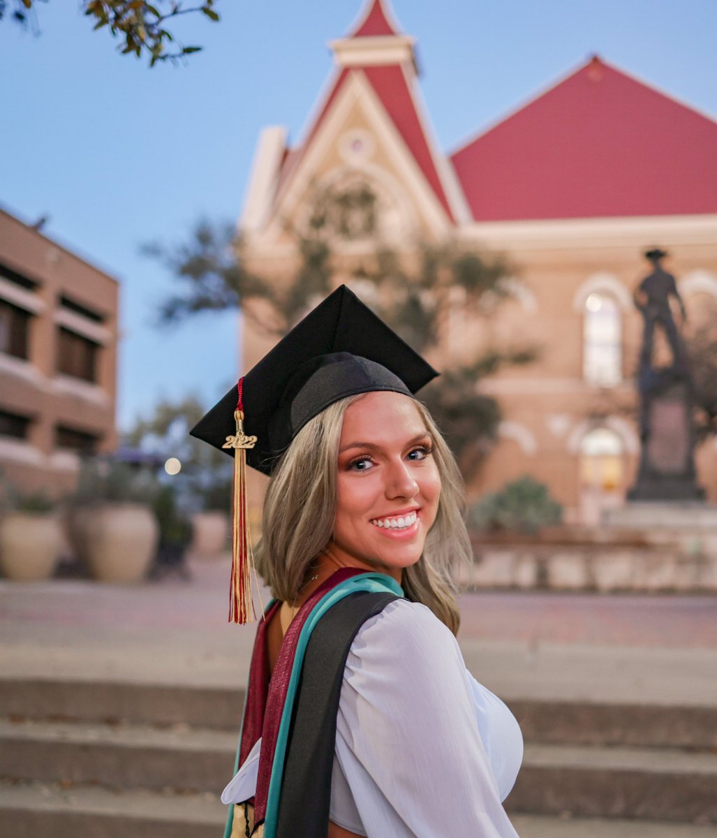 mrs_connor_ljhs's tweet photo. On Friday I will walk the stage at my favorite university again, but this time for my MASTERS in Educational Leadership 👩🏼‍🎓✨ 

Thank you to everyone who loved and supported me on this journey. I couldn’t have done it without you! 

Once a Bobcat, always a Bobcat. https://t.co/sYYS96lDsg