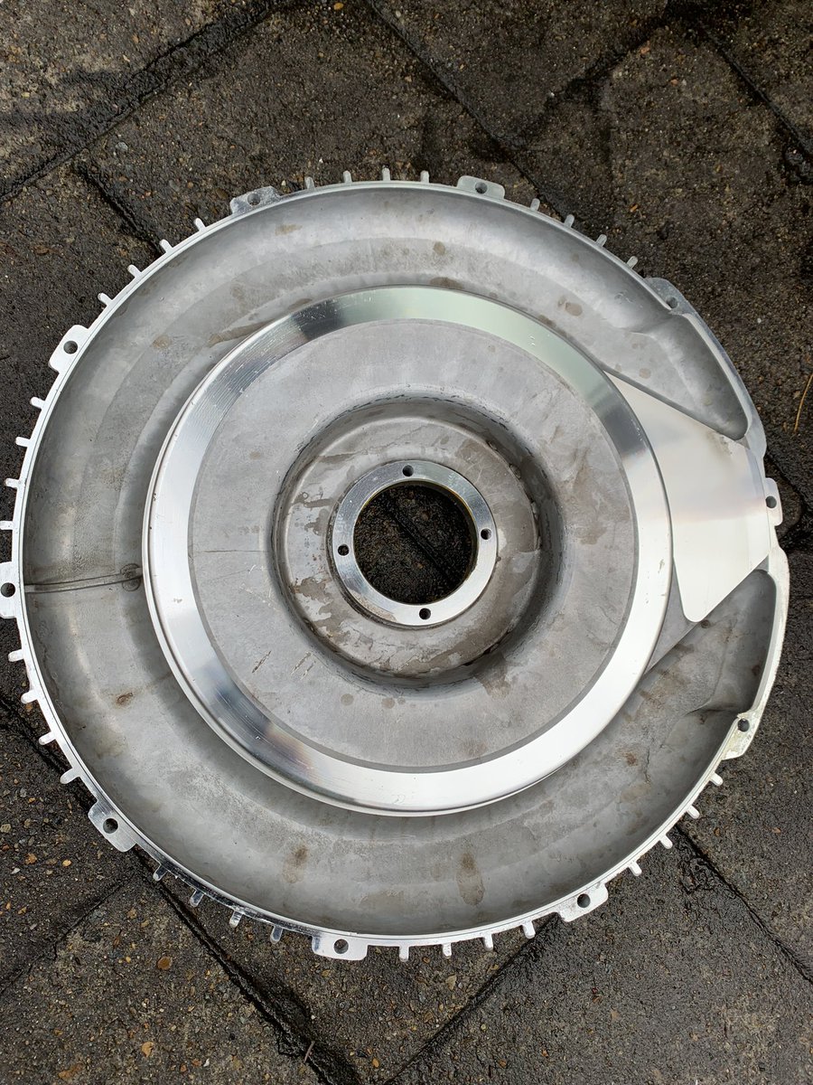 ServicesVacuum's tweet photo. Todays problem solved vacuum side channel blower checked internally and fault found with Circuit breaker @Kunnykun @ServicesVacuum #electrics #rcd #rcb #pumprepair #vacuumblower #sidechannelblower https://t.co/nGumNzzaww