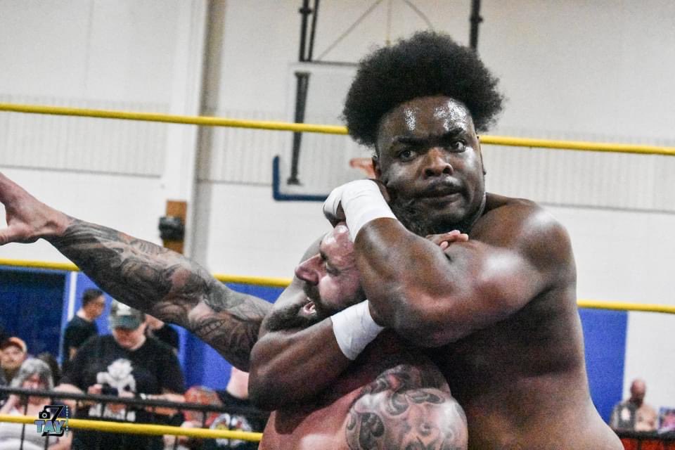 Z_SHOCKDAWORLD's tweet photo. Charleston Choke on a SUCKA!
Zuka King Vs Gunner Aka Jaxson Ryker
✊🏾🔥✨
#KellerGuy
📸✨ TayZ Photography https://t.co/KFCS0hrNWK
