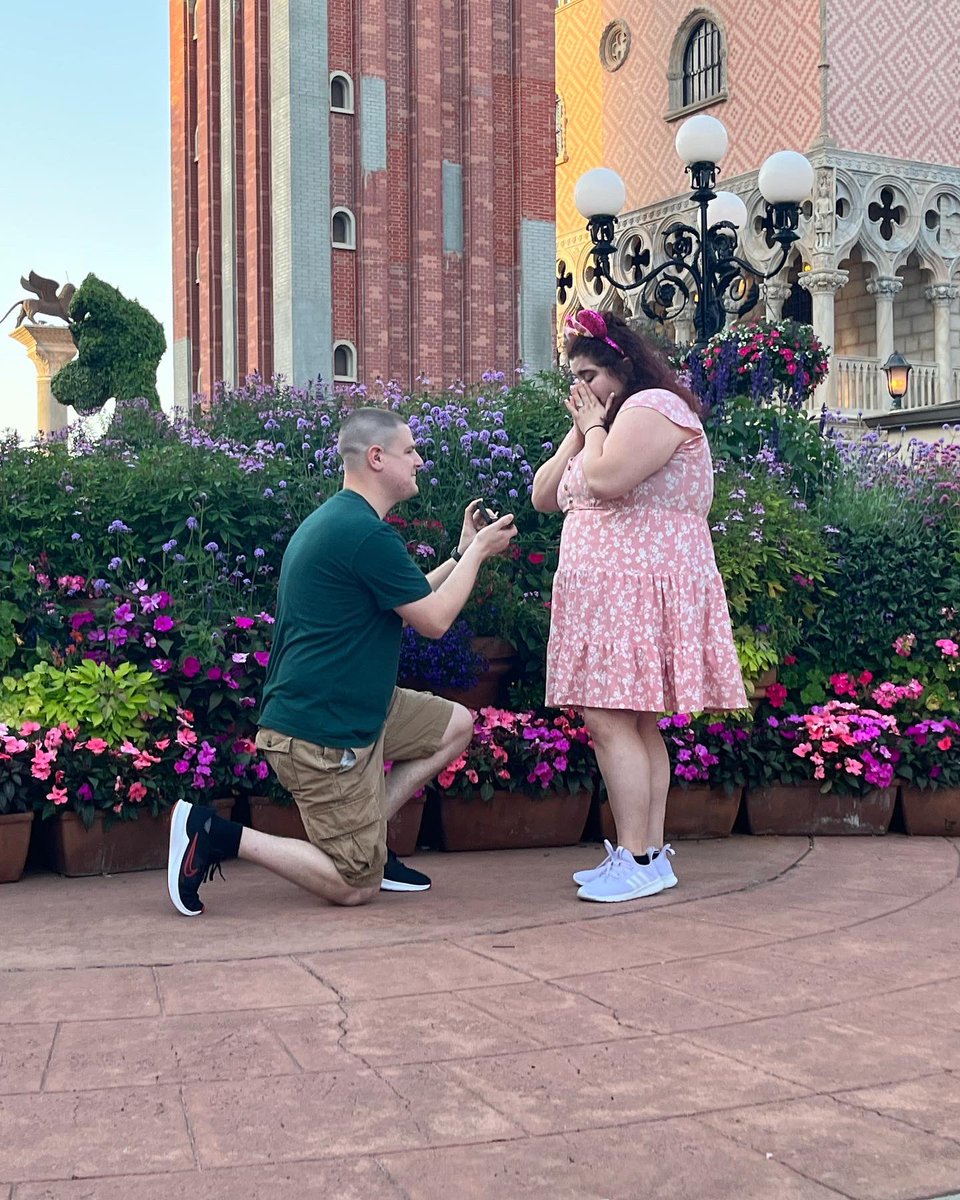 MELLOOCH's tweet photo. I still can’t believe it’s been two weeks since I’ve been engaged 💍💕 I’m so grateful and happy we got through the bumps together. You are my person and I love you so much ❤️#engaged #DisneyWorld #iacceptthelarosa https://t.co/Py3M9PkFsC