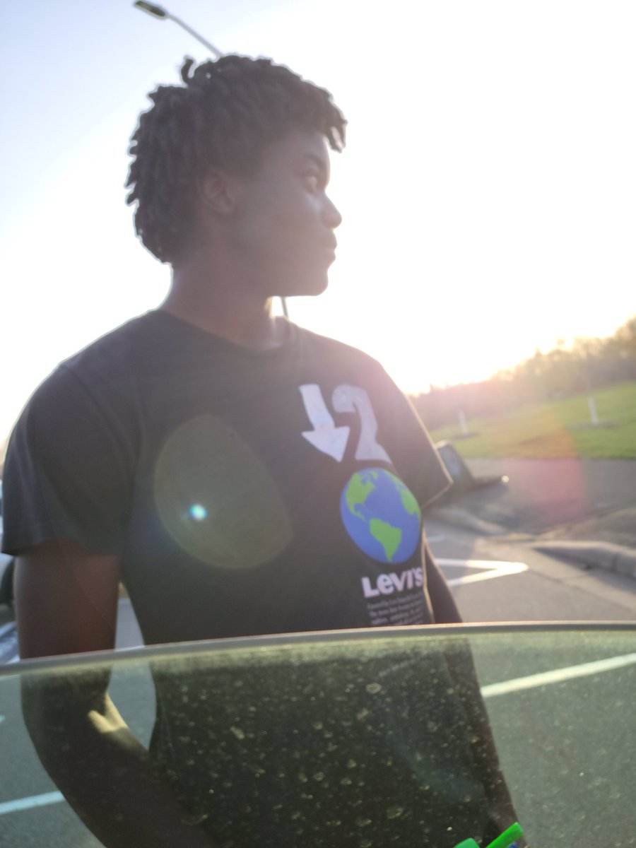 Suns Out Guns Out tweet media