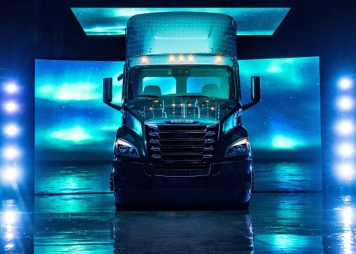 Say hello to the #eCascadia from <a href="/DaimlerTruck/">Daimler Truck</a>