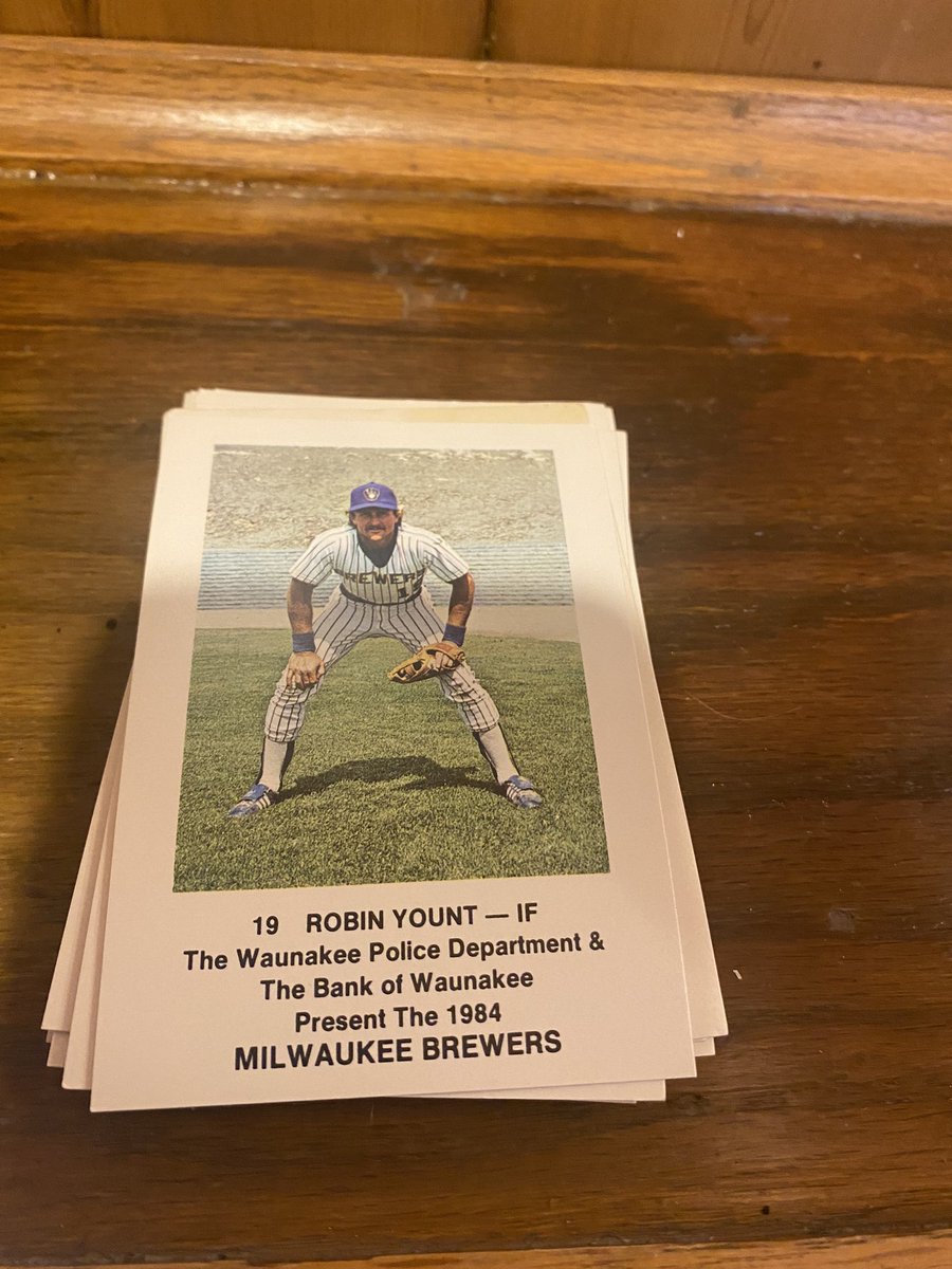 bbrauch2000's tweet photo. Love adding a tough to find team set to the collection #collect https://t.co/jeM0yUoei1