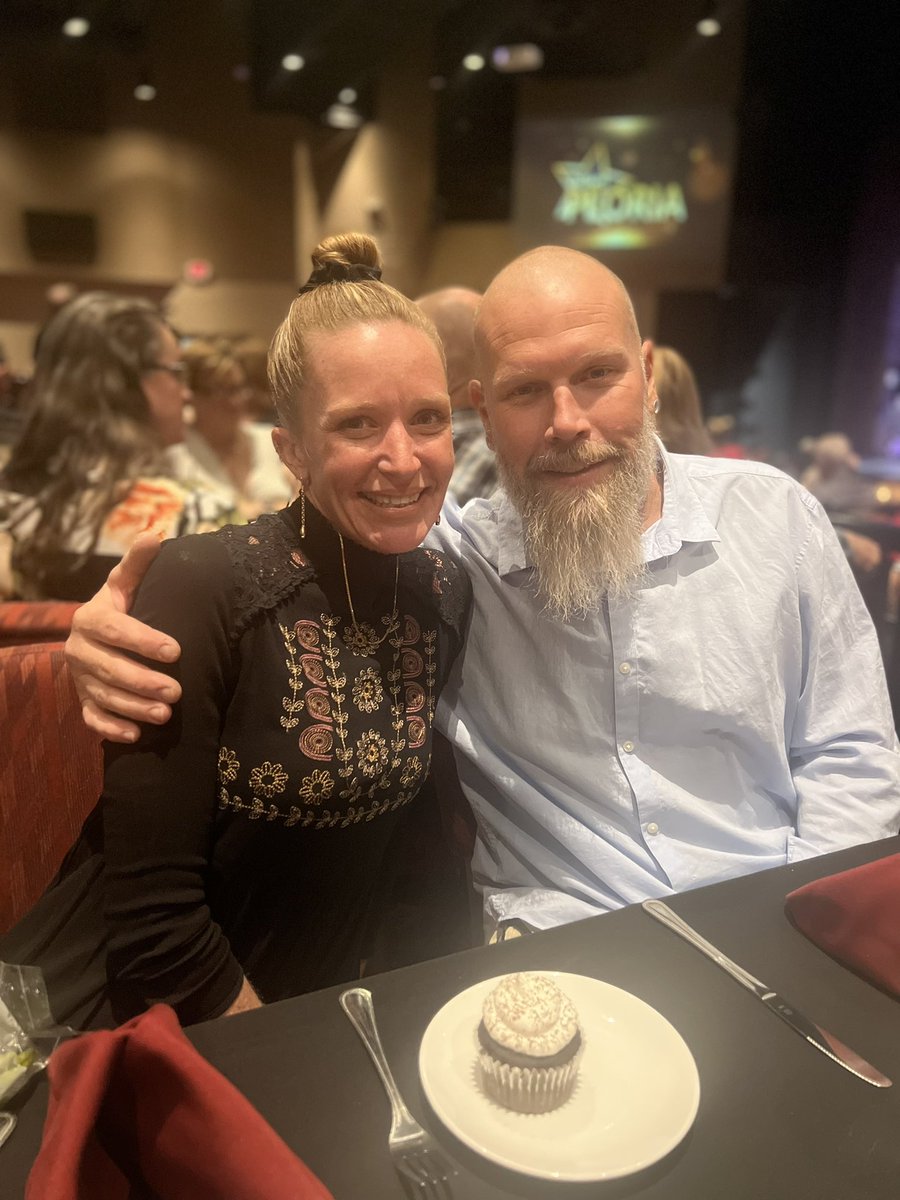 CountryMdwsElem's tweet photo. Congratulations to our very own Mrs.Watz as she is being recognized tonight at #PrideofPride2022! Thank you for your #dedication &amp; #support to our #scholars, #parents, &amp; #staff! #VictoriousVipers @PeoriaUnified11 @DrCarlosFPerez1 @Daniell71641160 @MrReid9 https://t.co/3d7VoqqIWC
