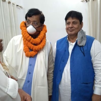 . #मिलकर_बदलेंगे_बिहार मुहिम में <a href="/INCBihar/">Bihar Congress</a> के नेता <a href="/kkc_bihar/">KKC BIHAR</a> कॉर्डिनेटर <a href="/KDHIMANSHUIND/">K D Himanshu Supporter</a> जी का साथ मिला
शिक्षा,स्वास्थ्य,सुरक्षा,रोजगार के क्षेत्र में बदलाव के लिए आप भी जुड़े 
#आइये_मिलकर_बदलें_बिहार
#कलम_सत्याग्रह
आपसे निवेदन इनके ट्विटेर हैंडल को ज्यादा से ज्यादा फॉलो करें
