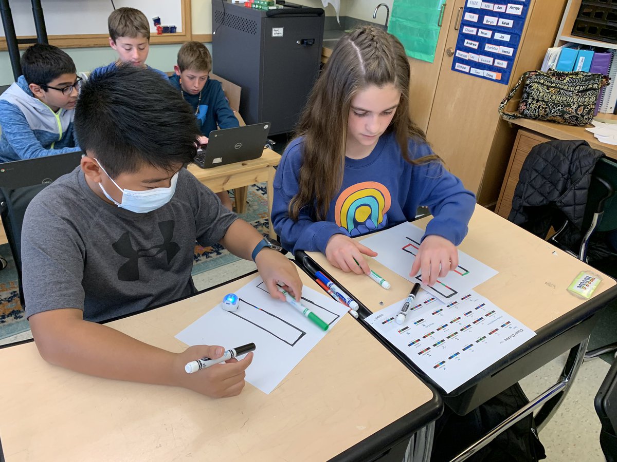 QRGega's tweet photo. Using our coding skills with Ozobots and Microbits! #QRGeraghty #qrspride https://t.co/9PsIEgI1Jc
