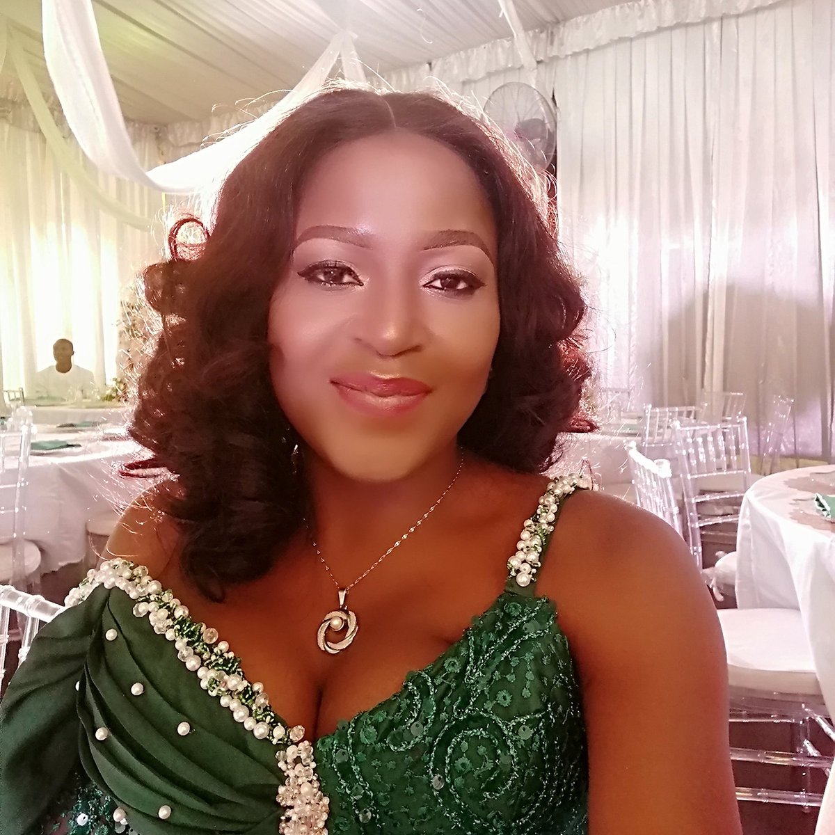 Victoria_Aify's tweet photo. #NewProfilePic https://t.co/a3eLwdXAFF