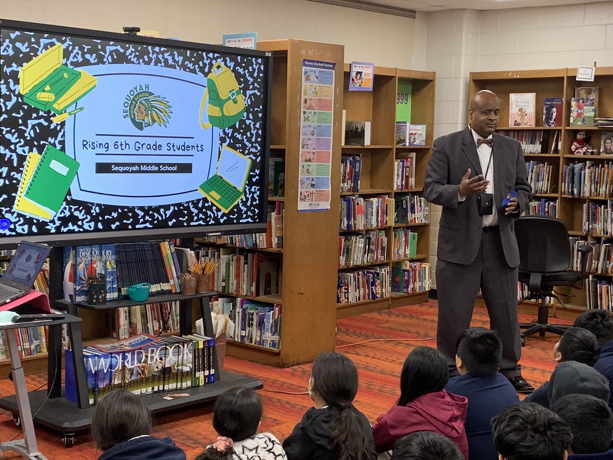 OakcliffEagle1's tweet photo. Shout out to Sequoyah Middle School! Principal Anthony &amp; his team came by to visit our 5th graders to give them an idea of how the transition to Middle School will be. Our Eagles had a TON of questions! I’m going to miss them so much! They have grown up right in front of my eyes! https://t.co/2IdABlXZr4