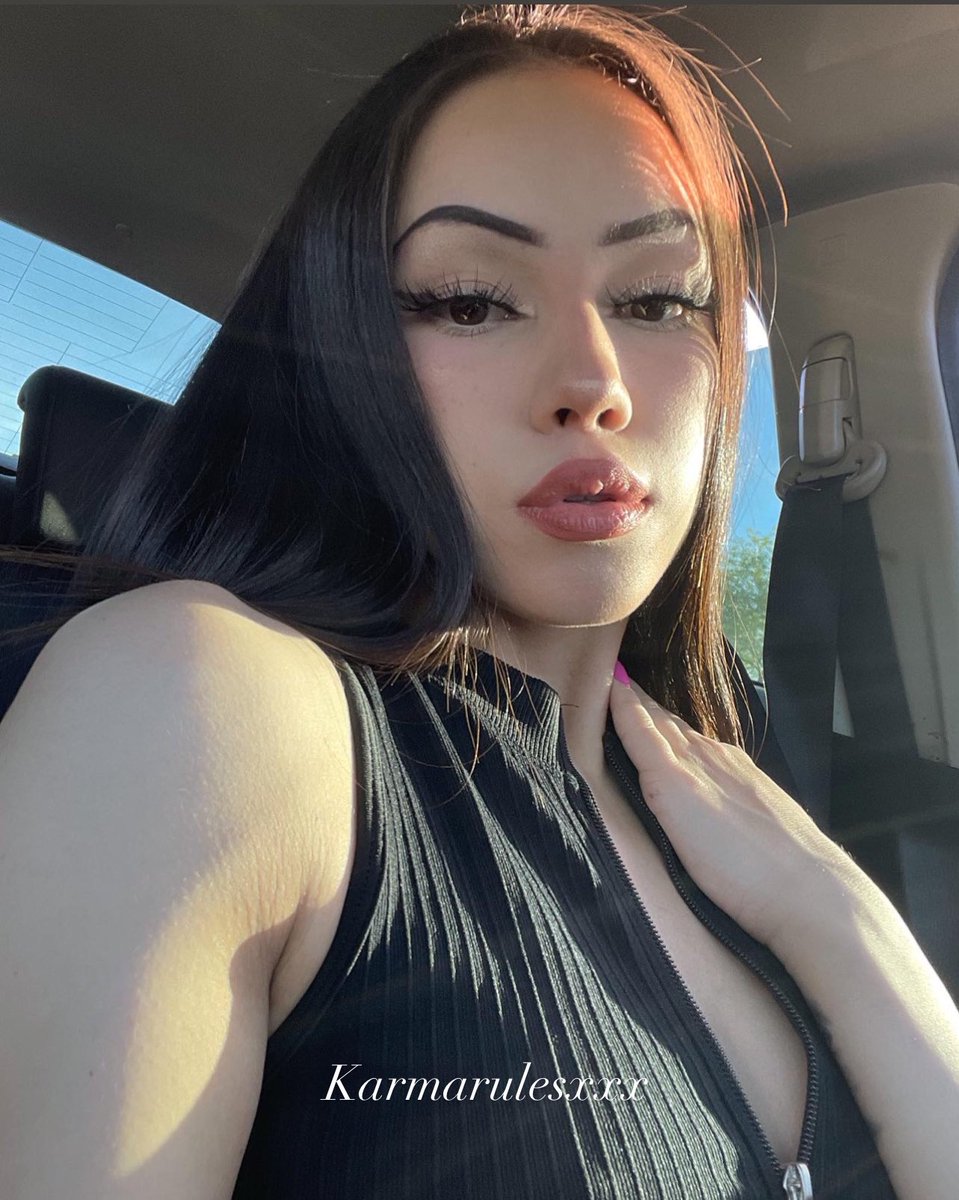 𝔔𝖚𝖊𝖊𝖓 𝕶👄🔪 (@karmarulesxxx) / Posts / X