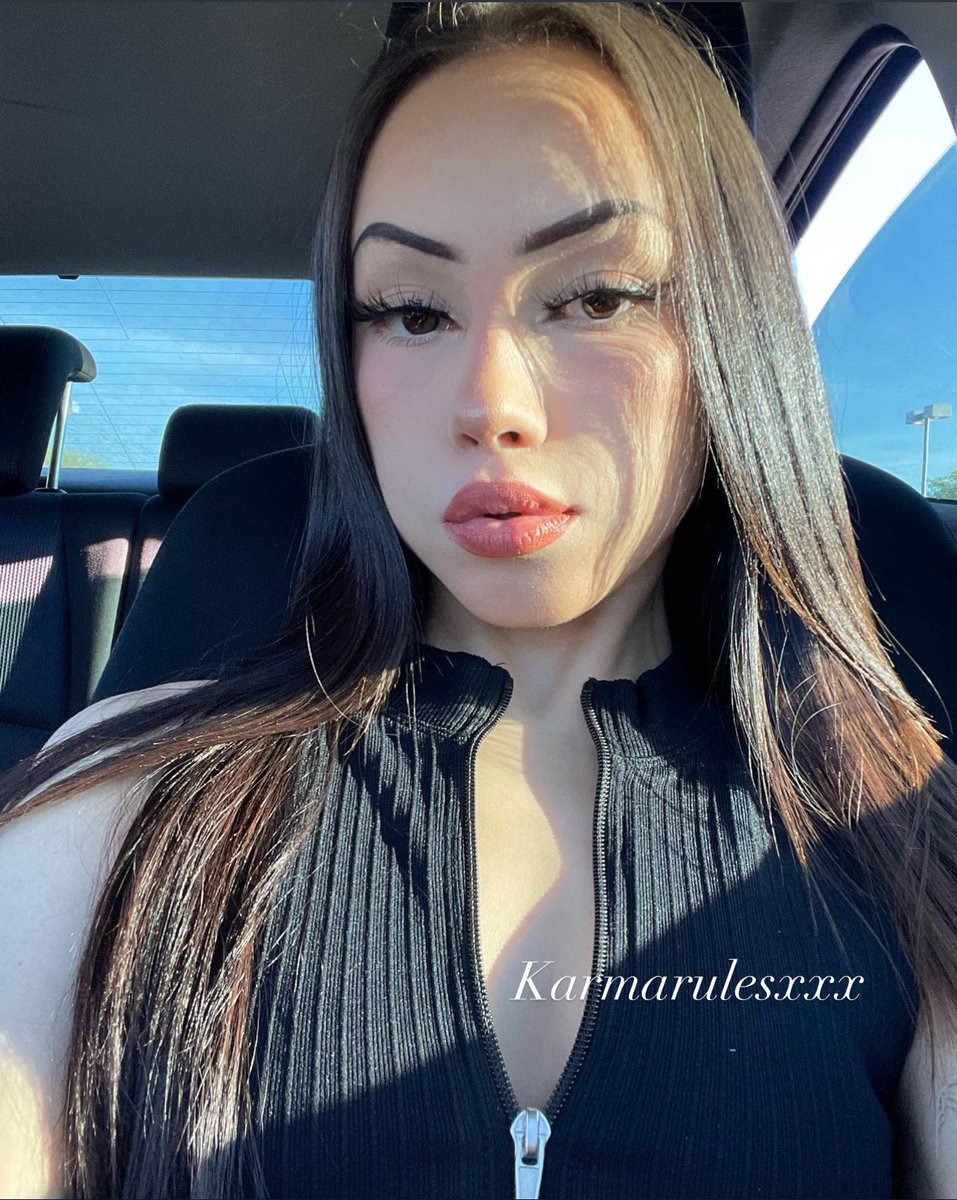 𝔔𝖚𝖊𝖊𝖓 𝕶👄🔪 (@karmarulesxxx) / Posts / X