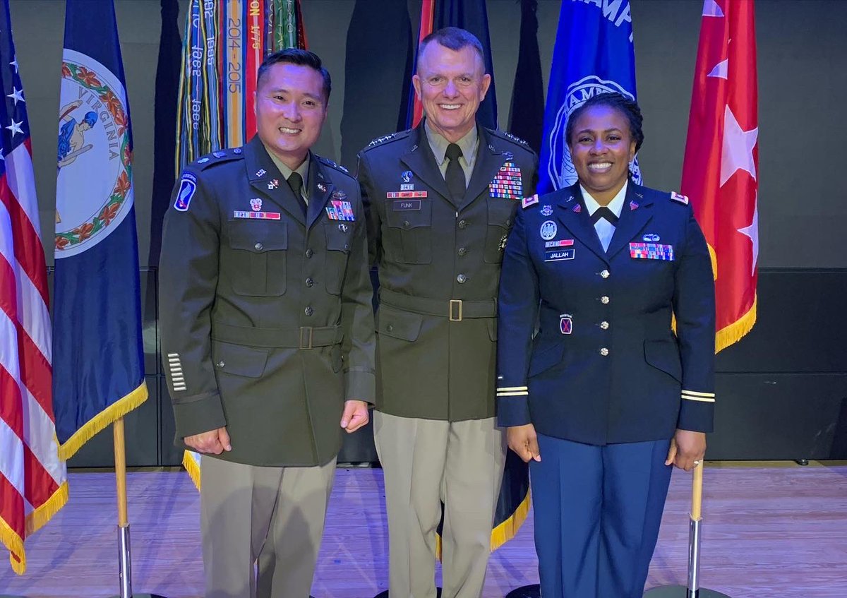 hu_armyrotc's tweet photo. Congratulations to the newest 2LTs to commission out of the Hampton University Army ROTC program!  
This group of officers overcame completing their entire MS3/junior year virtually and their commissioning was the first in-person ceremony the battalion has had in over two years. https://t.co/tSFSiZlswl