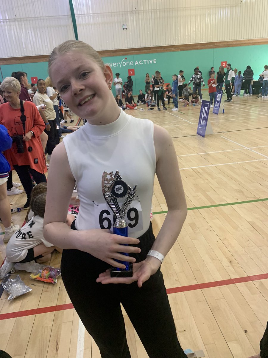 CustomCakes176's tweet photo. Mia!! The star!! 🤩🌟🖤🥈🤍 Street Dance comp on Sunday in Birmingham and she absolutely smashed Solos, 2nd out of the final 5. So proud of her ❤️ https://t.co/v3xLBm2yn7