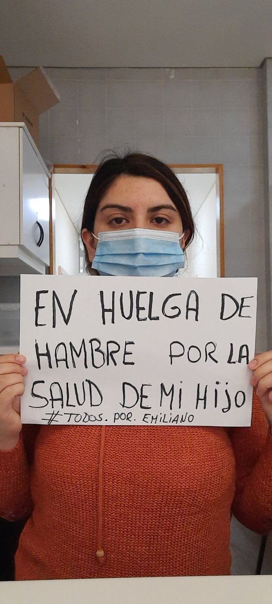 TodosXEmiliano's tweet photo. Me veo en la obligación de hacer esto para salvar la vida de mi hijo @begoyarza @gabrielboric @aluksicc #risdiplan #zolgensma #atrofiamuscularespinal #leyricartesoto https://t.co/4FvRAsV9u0