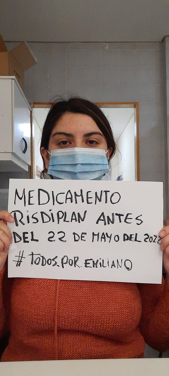 TodosXEmiliano's tweet photo. Me veo en la obligación de hacer esto para salvar la vida de mi hijo @begoyarza @gabrielboric @aluksicc #risdiplan #zolgensma #atrofiamuscularespinal #leyricartesoto https://t.co/4FvRAsV9u0