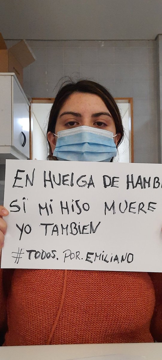 TodosXEmiliano's tweet photo. Me veo en la obligación de hacer esto para salvar la vida de mi hijo @begoyarza @gabrielboric @aluksicc #risdiplan #zolgensma #atrofiamuscularespinal #leyricartesoto https://t.co/4FvRAsV9u0