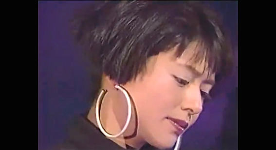 Maps415lapsM's tweet photo. #NowPlaying
小泉今日子「Fade Out」
‣シングルリリース:1989.5.10💐
‣作詞・作曲・編曲:近田春夫
#小泉今日子 #キョンキョン✨
#Fade_Out
#1989年5月10日リリース #33周年🎊
#夜のヒットスタジオDELUXE🎤
#1989年5月10日 #放送33周年🎉 https://t.co/WLwHyhhH2i