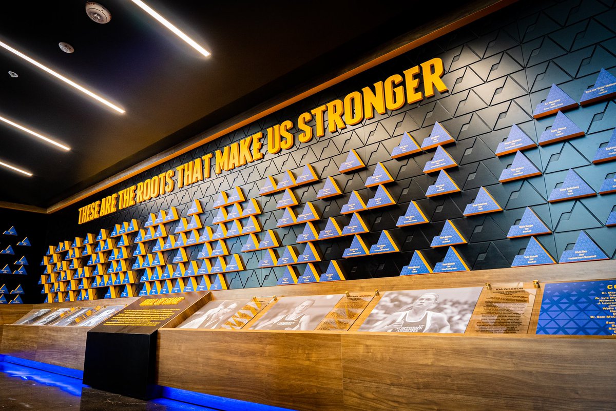 SportsDissected's tweet photo. 🪵 @NAUAthletics’ new home - the @DLRGroup-designed Student-Athlete High Performance Center - is one of the top athletic facilities in the country, Power 5 or not. 

See for yourself. 😳🎥: https://t.co/5WtkPC0Ykc https://t.co/kcksYVizzX