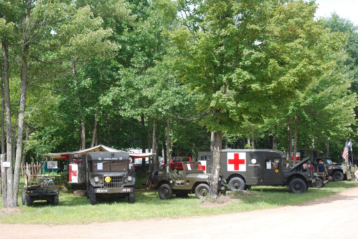 MilitaryVehicle's tweet photo. Check out our calendar of events as you finalize your Spring and Summer Military Vehicle offensive! 
https://t.co/UL90XFruor
#MVPA #militaryvehicles  #militaryshow #mvpaconvoy https://t.co/T8yKypR8dV