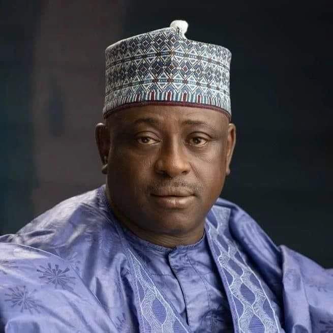 Kwarans1's tweet photo. 2023: Olododo joins Kwara governorship race

House of Representatives member representing Ilorin East/Ilorin South Federal Constituency, Abdulganiyu Cook-Olododo, has declared his intention to contest the Kwara State governorship election. https://t.co/AKoXY1e9bj