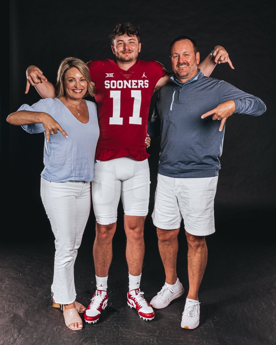 Davis Beville tweet media