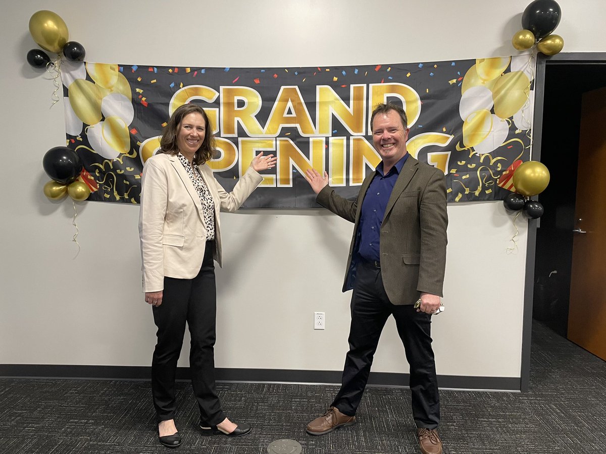 agabby45's tweet photo. It was the grand opening of the newly renovated Faculty Multimedia Center today at UCF.  They have great equipment and resources to support faculty.  Great job everyone!!! https://t.co/9Sm3cunOLN