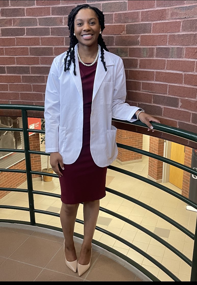 lharp82's tweet photo. I’m so proud of you cuz keep striving for excellence @Hi_ImGabs #RNLoading #HonorsGraduate #ClassPresident 👩🏾‍🎓🫶🏾 https://t.co/UjQykRnOXI