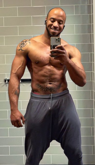 Mission summer body is in full swing again…… YOU BETTA WEEEERK!

Anyone else on a mission to look fabulous